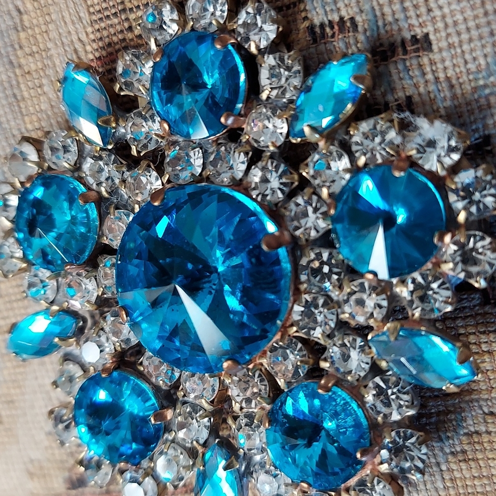 Czechoslovakian Blue Brooch